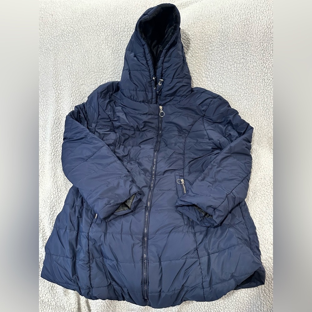 Navy Hooded Puffer Jacket